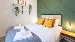 1 chambre, fer et planche Ă repasser, Wi-Fi gratuit, draps fournis