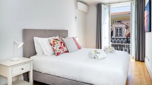 2 dormitorios, tabla de planchar con plancha, wifi gratis y ropa de cama