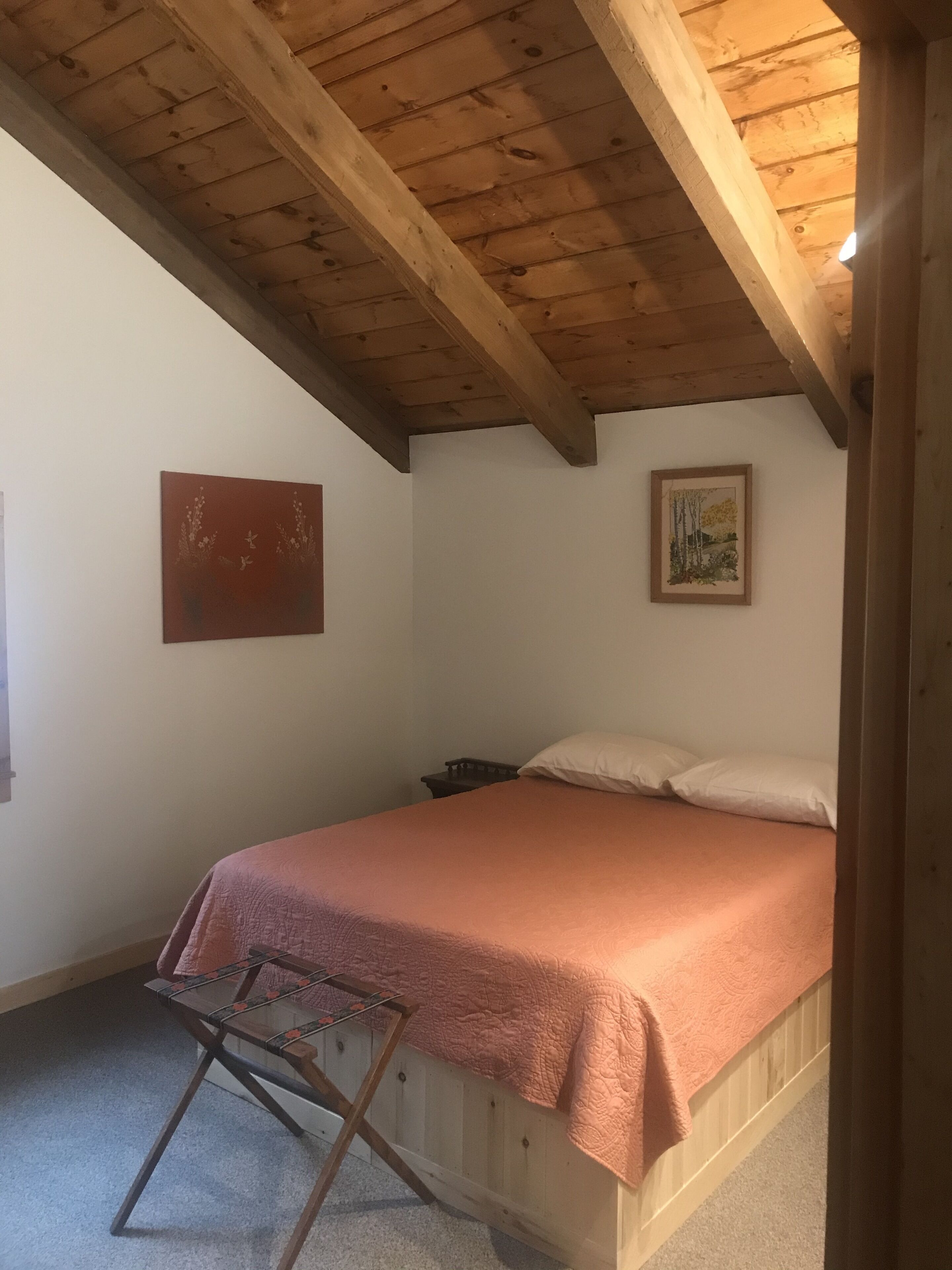 Cozy Home for any season located on Brant Lake