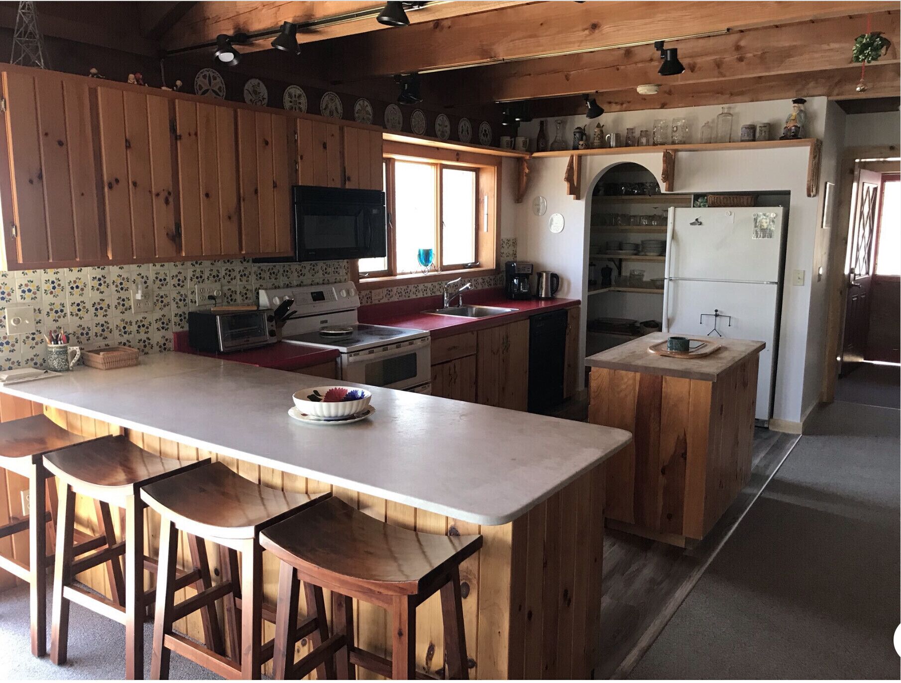 Cozy Home for any season located on Brant Lake