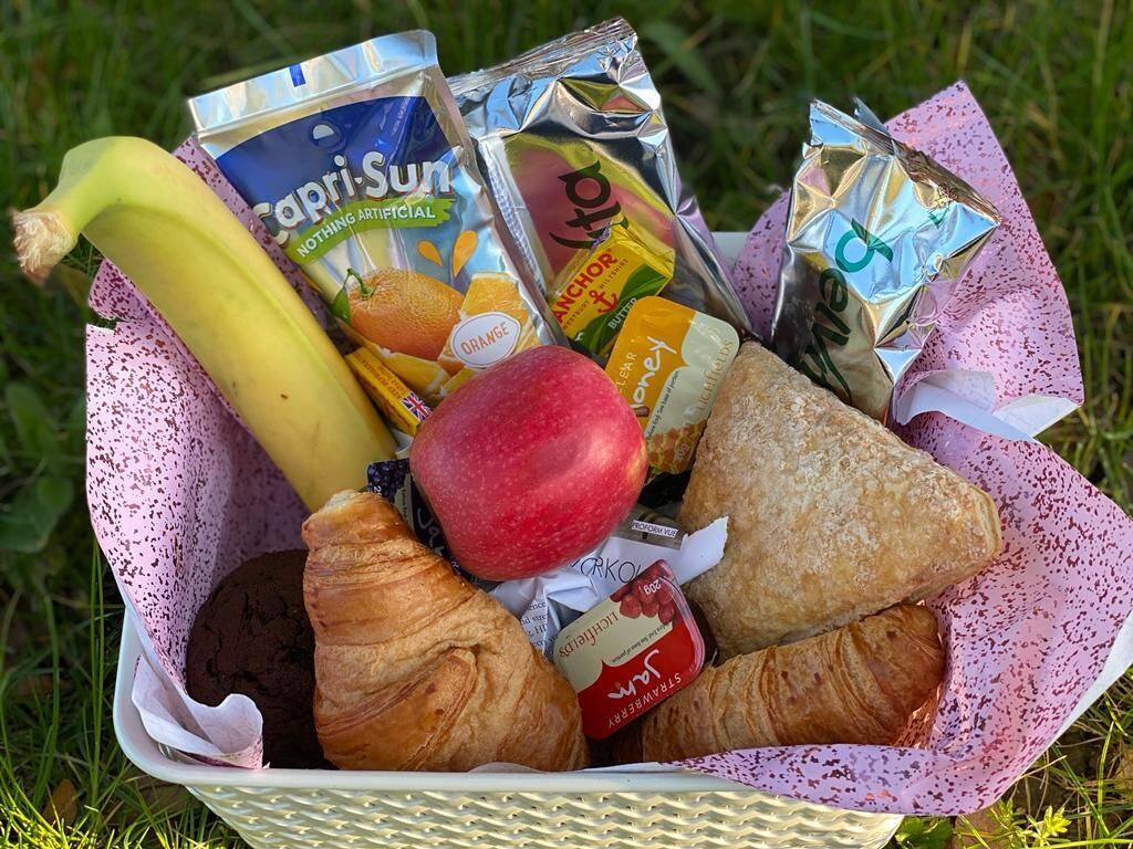 daily continental breakfast (gbp 9.95 per person)