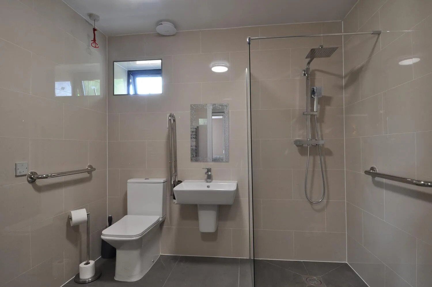 double or twin room | bathroom | shower, towels