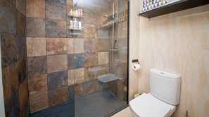 Baignoire, serviettes fournies