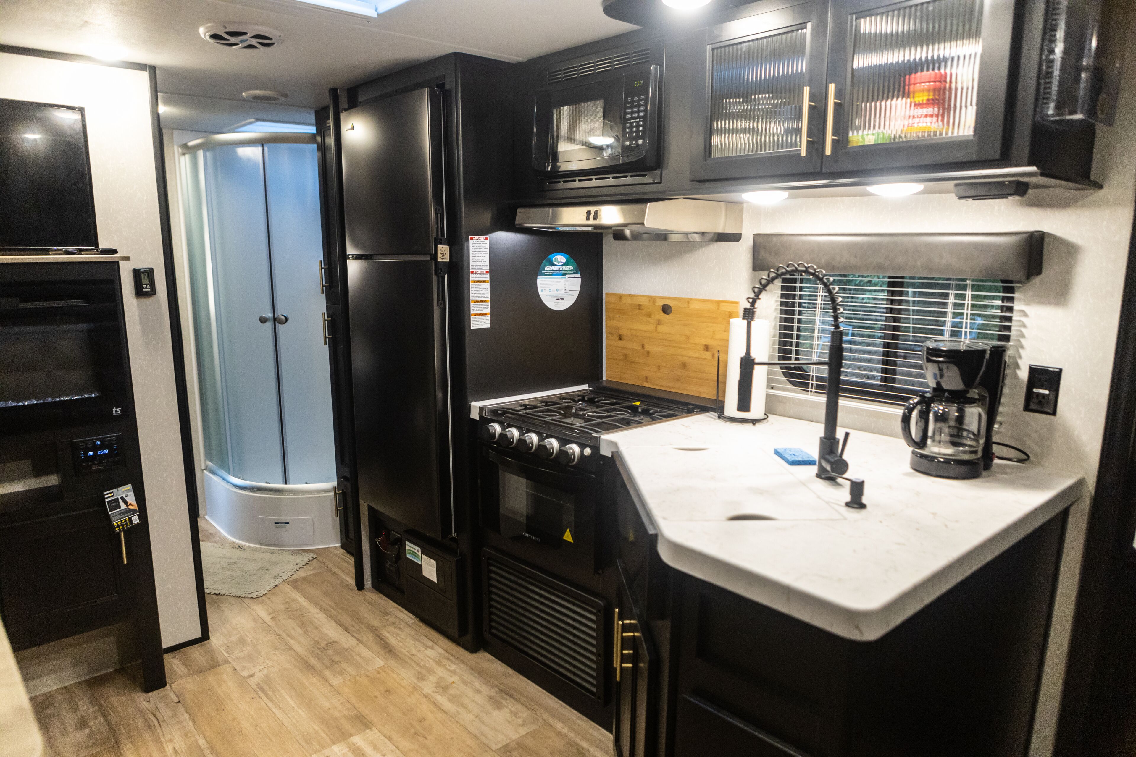 Atlanta Luxury Tiny Home| RV Stay -East Atlanta Village