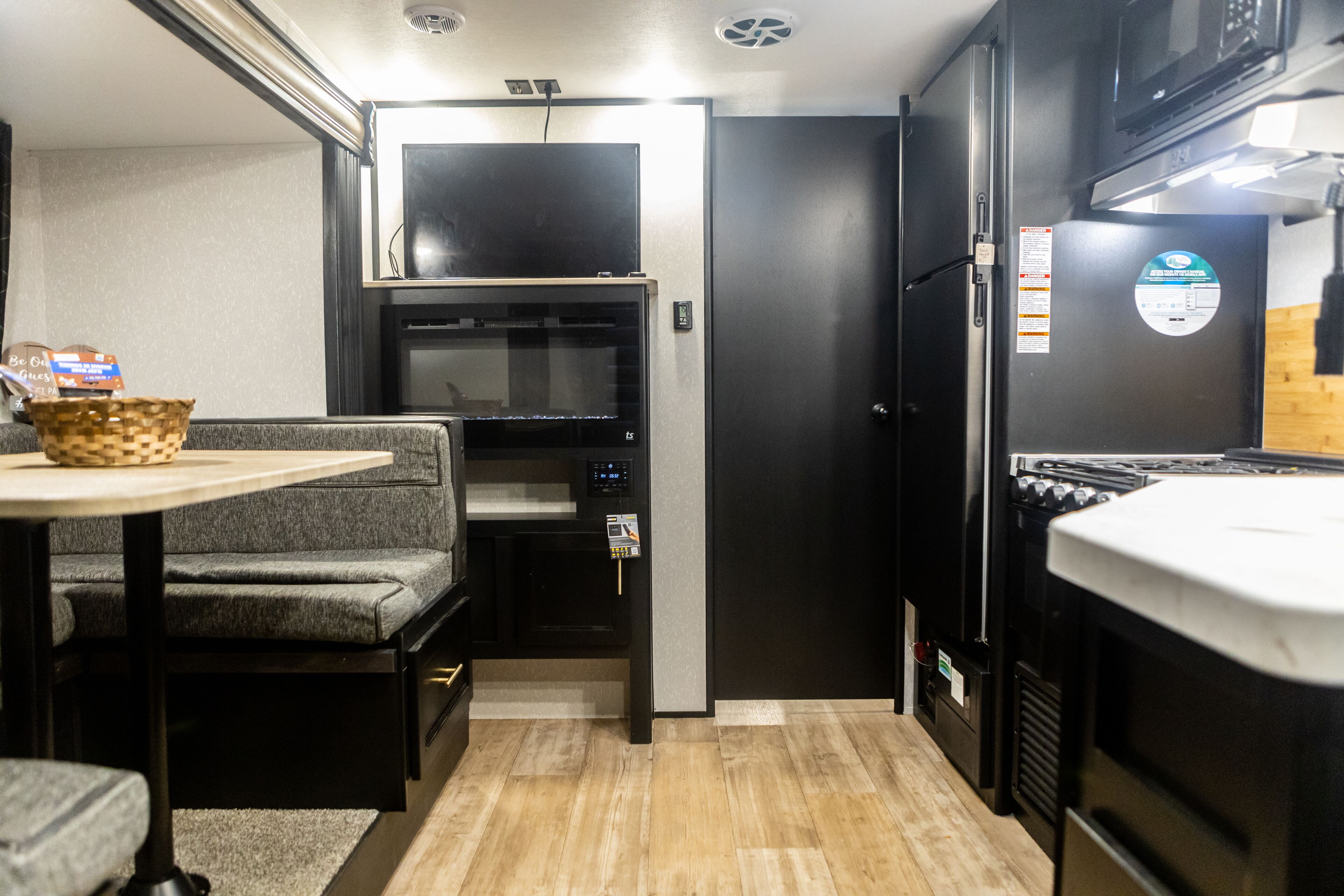 Atlanta Luxury Tiny Home| RV Stay -East Atlanta Village