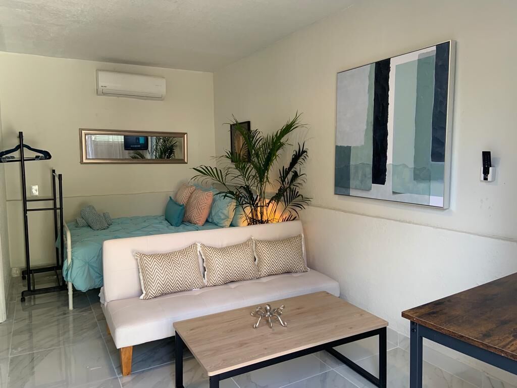 Very cute and functional studio recently renovated