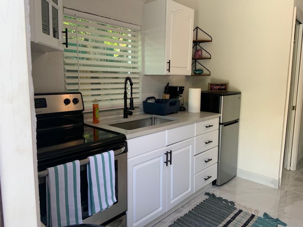 Very cute and functional studio recently renovated