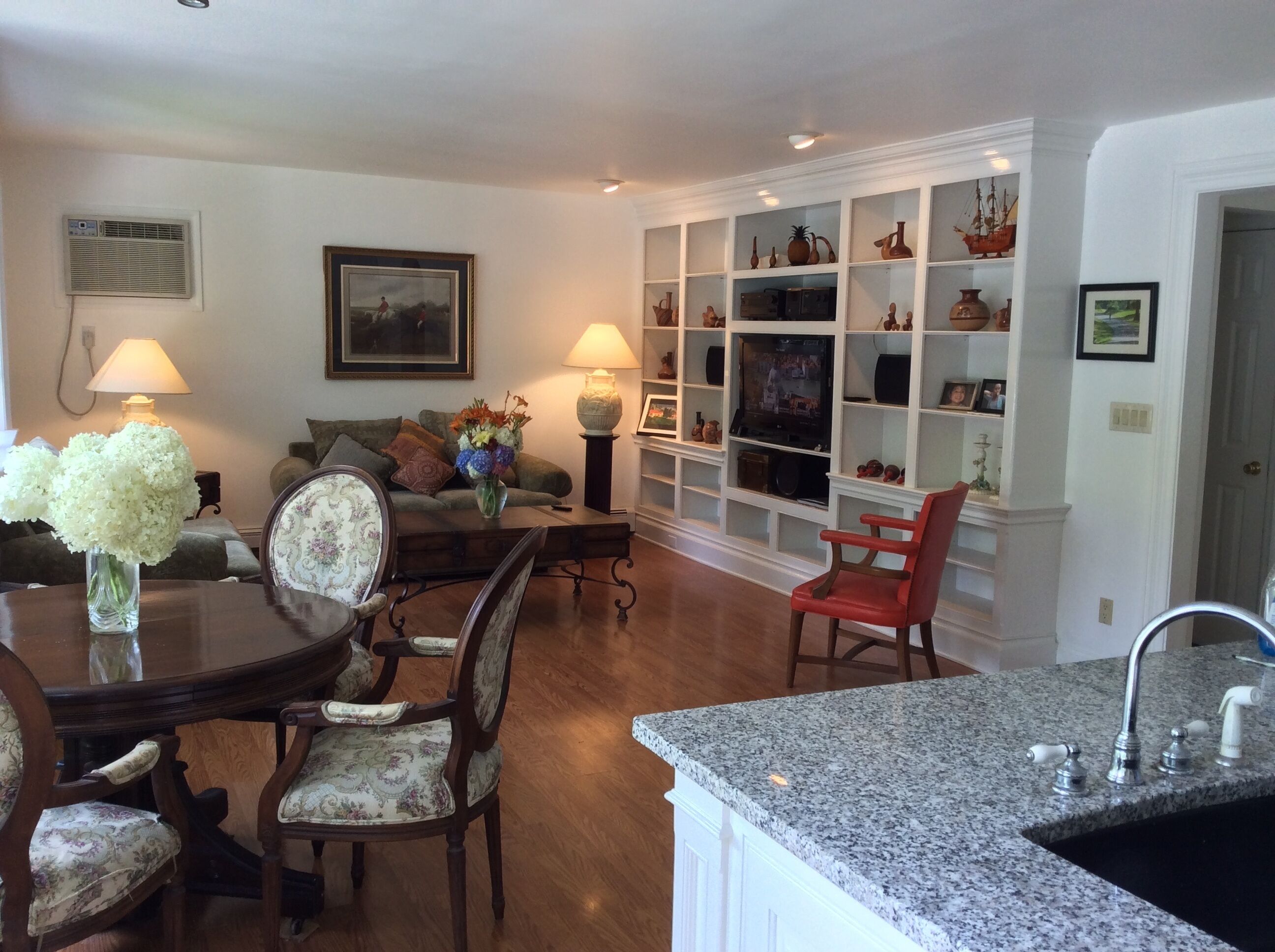 Charming Cape Close to the Ocean