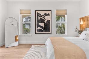 3 Schlafzimmer, Schreibtisch, BĂŒgeleisen/BĂŒgelbrett, kostenloses WLAN