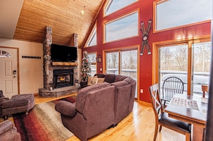House (5 Bedrooms) | Property amenity