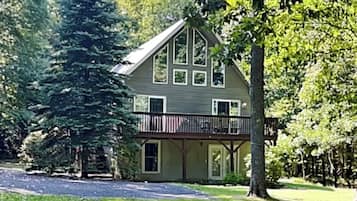 House (3 Bedrooms) | Property amenity