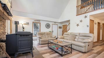 House (3 Bedrooms) | Property amenity