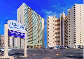 Exterior - 2 bed/2 bath OCEANFRONT condo w/ outdoor pool. Newly renovated! 103rd- North OC (Ocean City)