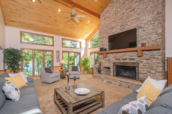 Casa (5 Bedrooms) | Servicio de la propiedad