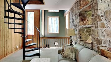 House (4 Bedrooms) | Property amenity