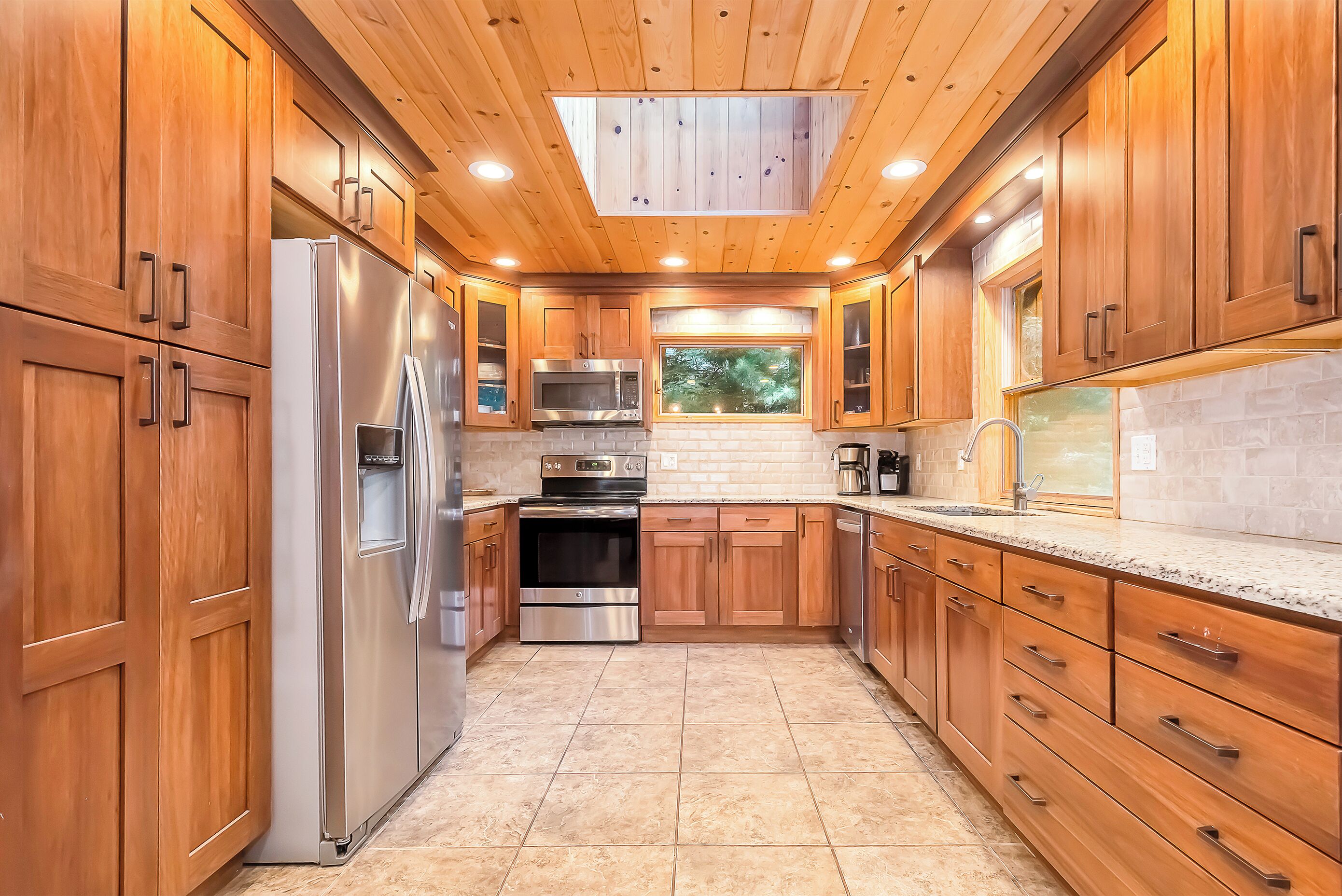 Casa (4 Bedrooms) | Servicio de la propiedad