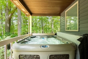 Maison, Plusieurs lits, foyer | Spa