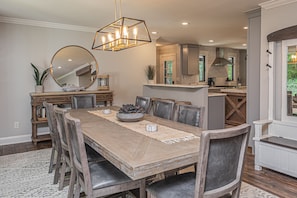 Maison, Plusieurs lits, foyer | Cuisine privée | Réfrigérateur, four à micro-ondes, un four, surface de cuisson