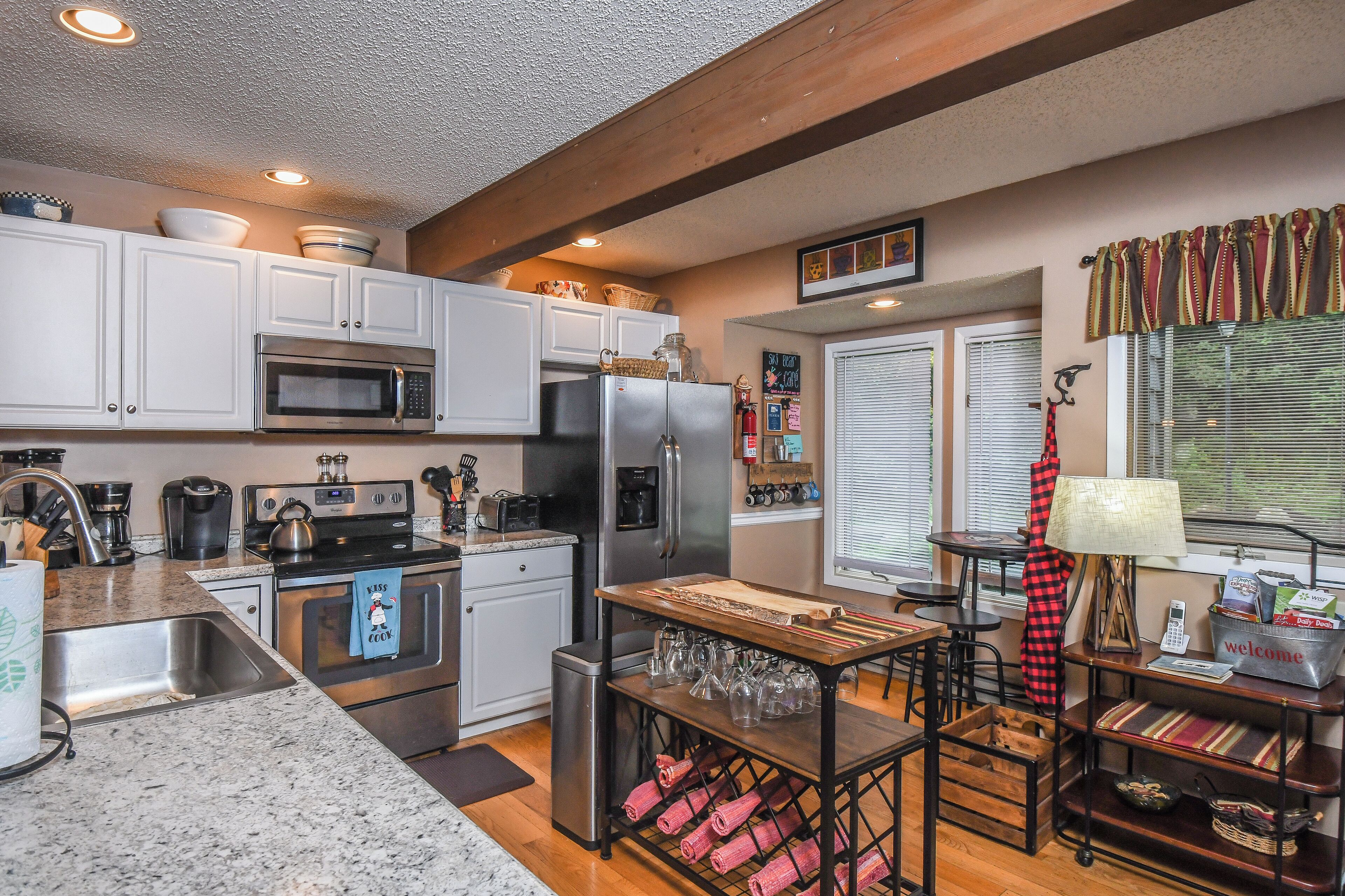 Studio (3 Bedrooms) | Property amenity