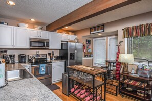 Studio (3 Bedrooms) | Property amenity - Villages of Wisp 12 Bright Passage (McHenry)