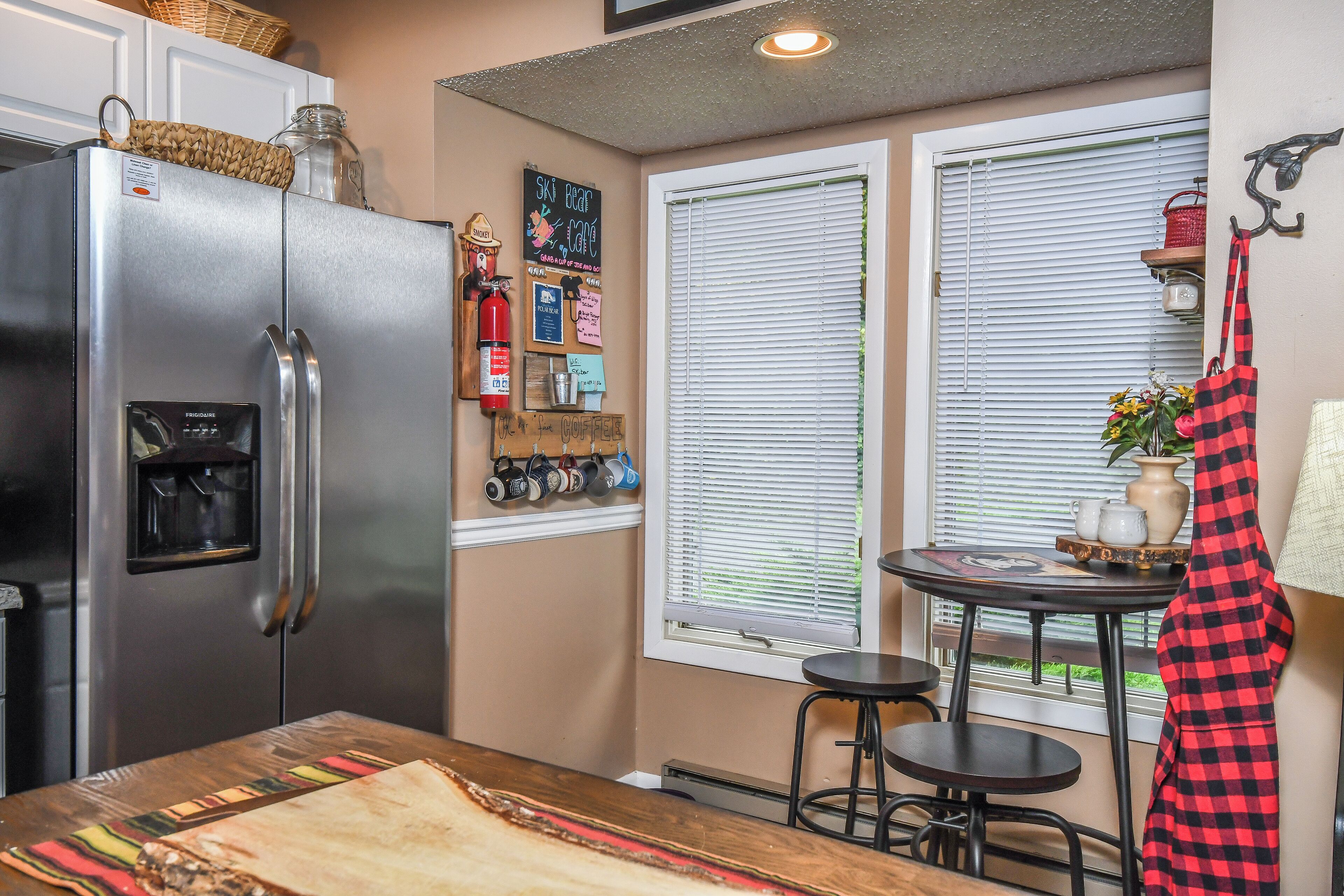 Studio (3 Bedrooms) | Property amenity