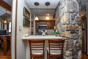 Casa, letti multipli, caminetto | Cucina privata | Frigorifero, microonde, forno, piano cottura