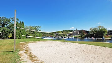 Studio (2 Bedrooms) | Property amenity