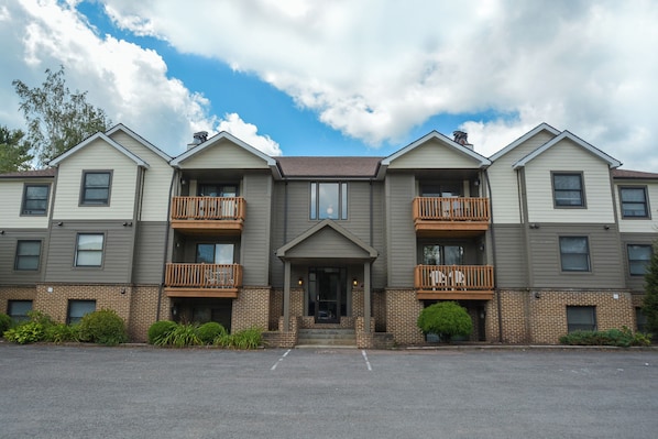 Studio (2 Bedrooms) | Exterior - Ski Harbor 45 by Taylor Made Deep Creek (McHenry)