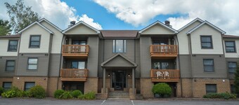 Ski Harbor 45 by Taylor Made Deep Creek