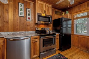 House (3 Bedrooms) | Property amenity