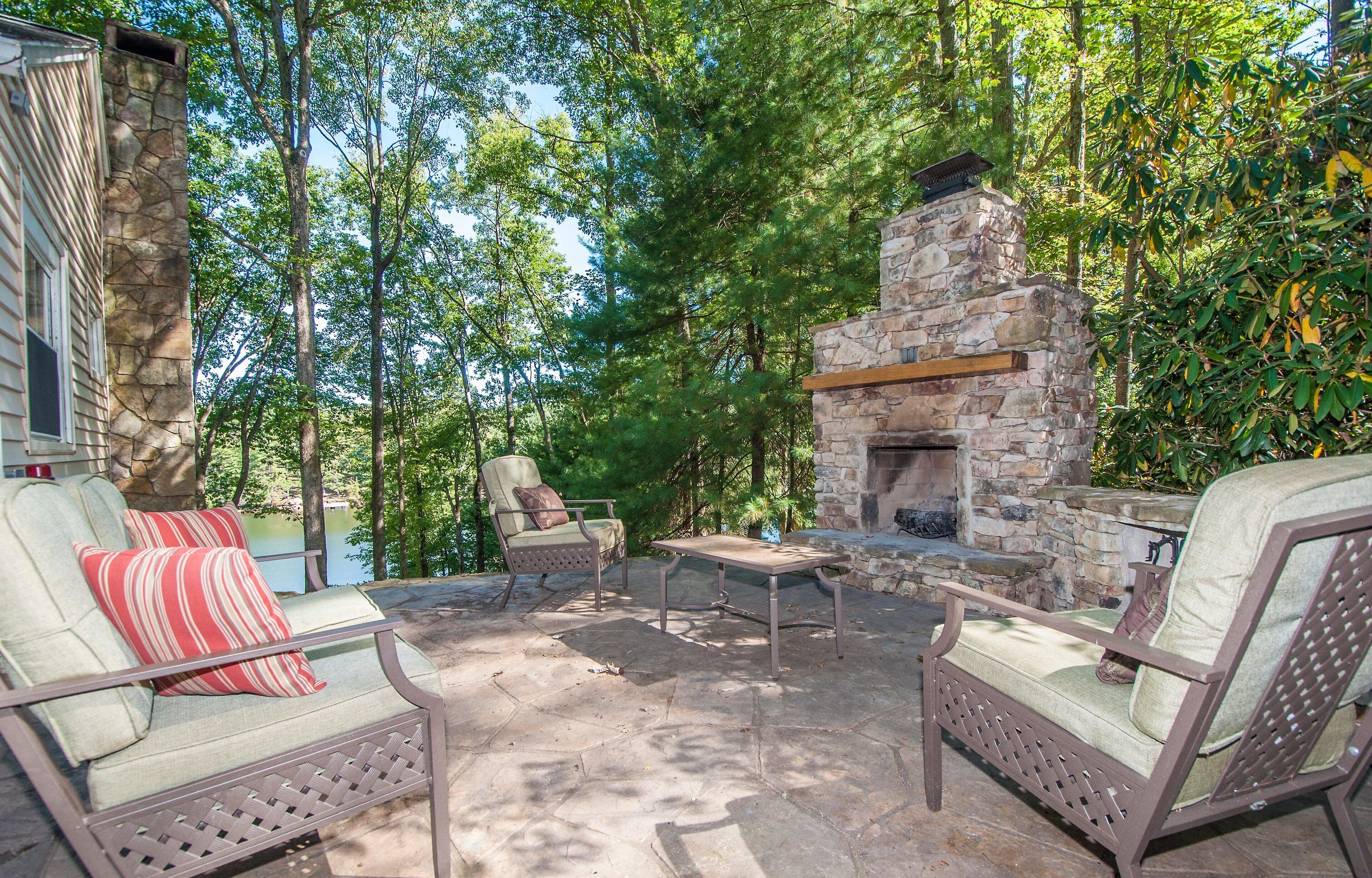 House (3 Bedrooms) | Property amenity