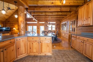 Casa (5 Bedrooms) | Servicios del alojamiento