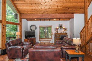 House (4 Bedrooms) | Property amenity