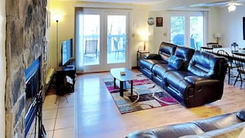 House (2 Bedrooms) | Property amenity