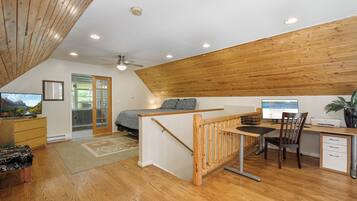 House (5 Bedrooms) | Property amenity