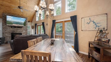 House (5 Bedrooms) | Property amenity