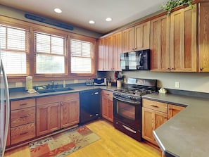 House (4 Bedrooms) | Property amenity - Some Kind of Wonderful by Taylor Made Deep Creek (Oakland)