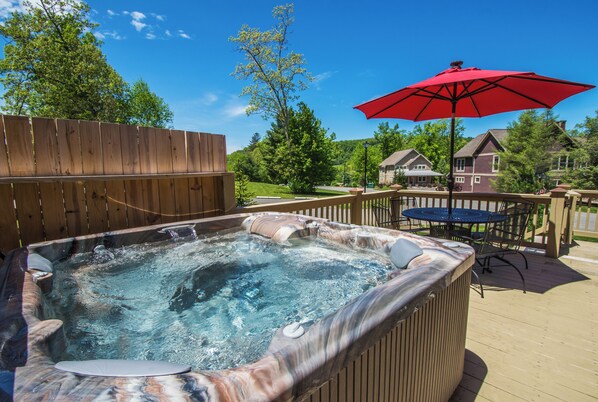 單棟房屋 (4 Bedrooms) | 住宿設施服務