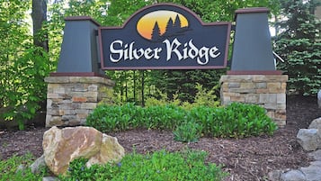 獨棟房屋 (4 Bedrooms) | 住宿設施服務