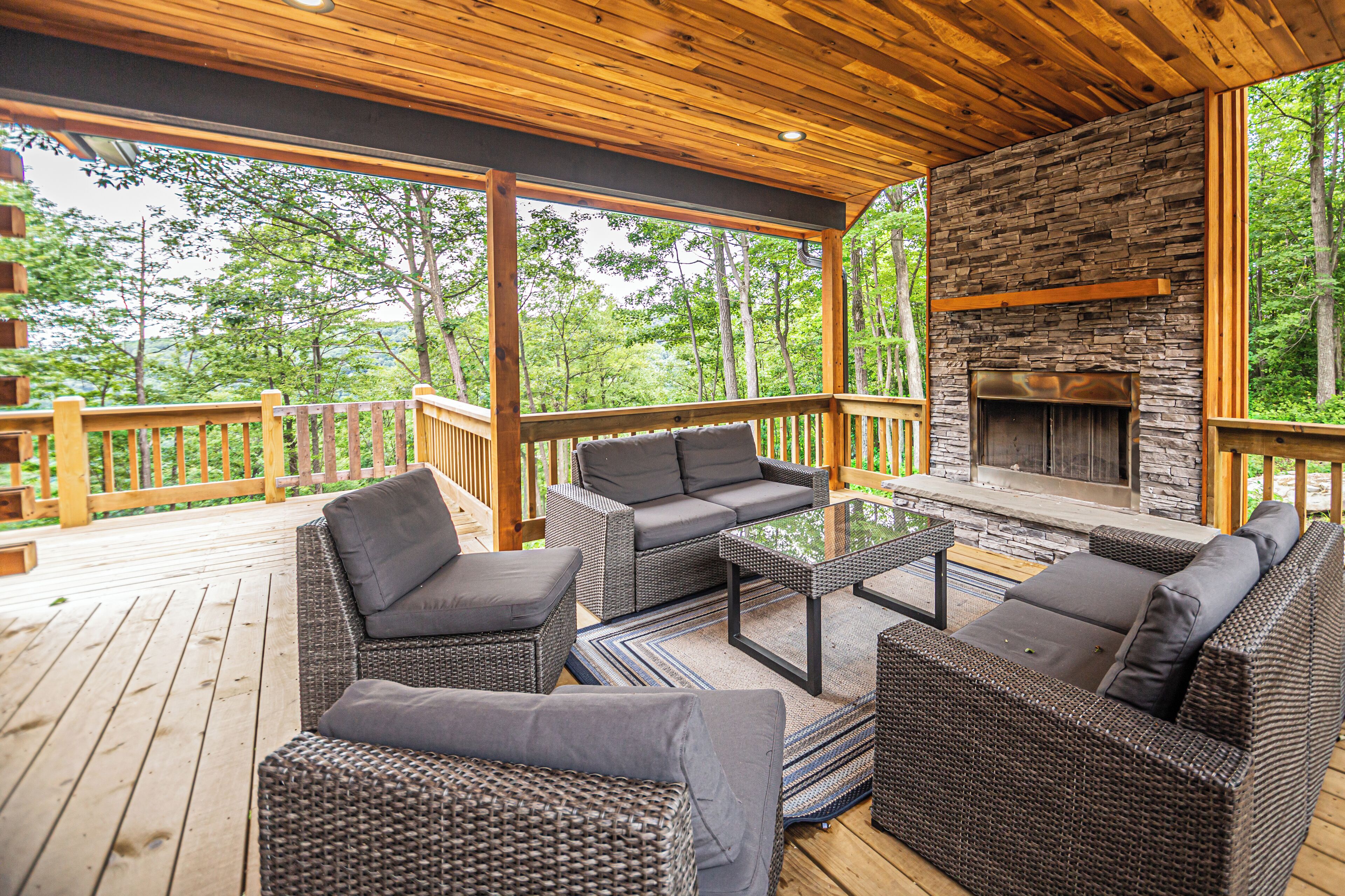 House (5 Bedrooms) | Property amenity