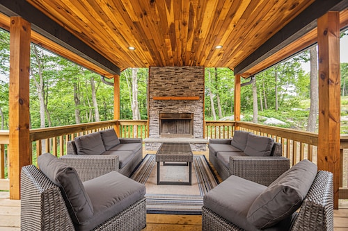 Space Mountain by Taylor Made Deep Creek