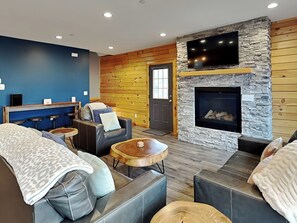 House (5 Bedrooms) | Property amenity - Space Mountain by Taylor Made Deep Creek (McHenry)