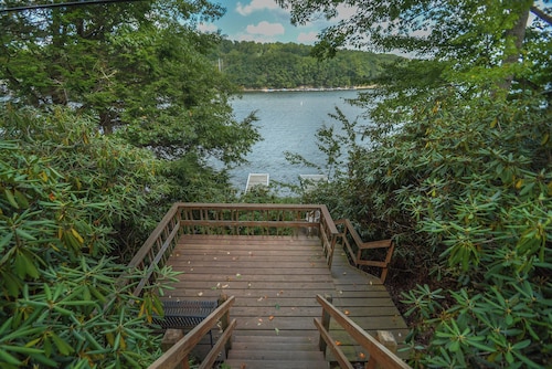 St. Bart's Retreat by Taylor Made Deep Creek