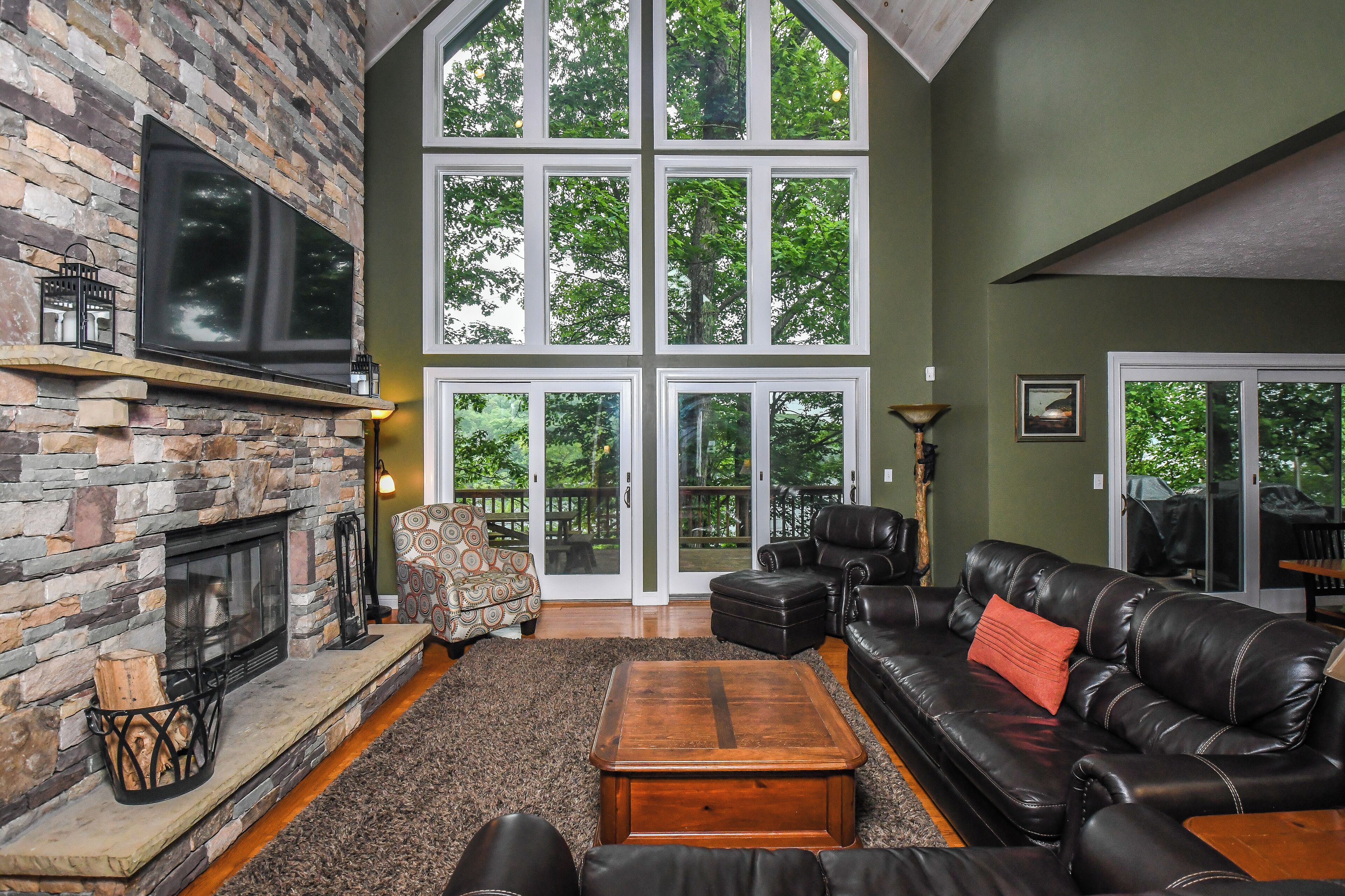 獨棟房屋 (Multiple Bedrooms) | 住宿設施服務