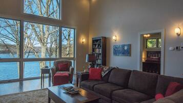 House (4 Bedrooms) | Property amenity