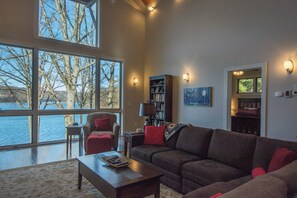 House (4 Bedrooms) | Property amenity - Stargazer by Taylor Made Deep Creek (Oakland)