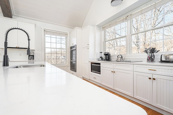 House (5 Bedrooms) | Property amenity