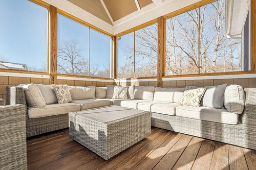 Stilwater Serenity by Taylor Made Deep Creek