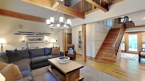 House (5 Bedrooms) | Kemudahan hartanah
