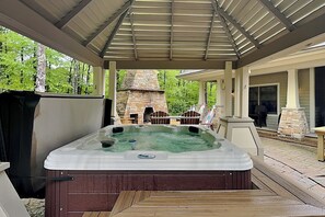 House (5 Bedrooms) | Property amenity - Stone Mountain Vista by Taylor Made Deep Creek (McHenry)